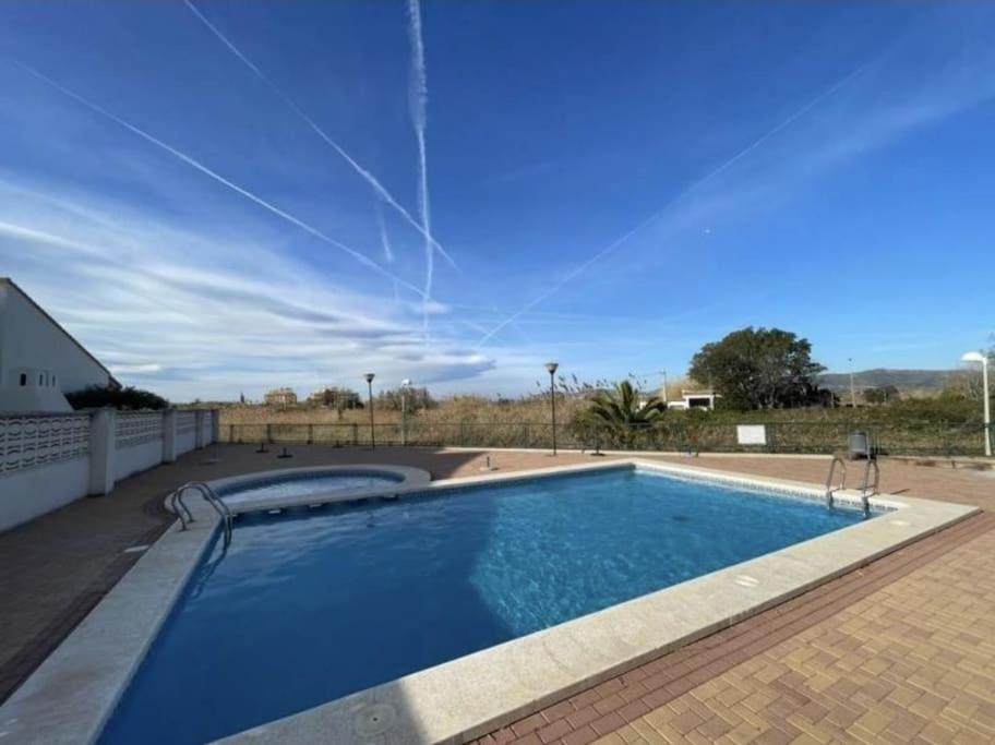 Apartamento Junto Al Mar Con Wifi Y Piscina Sagunto Eksteriør bilde